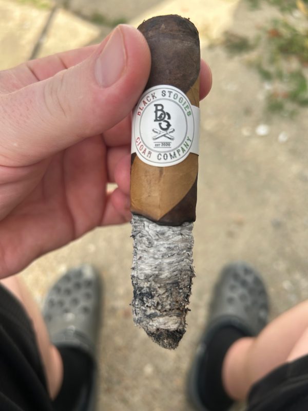 Arturo Fuente Hemingway Short Story — Small Stick, Big Reputation